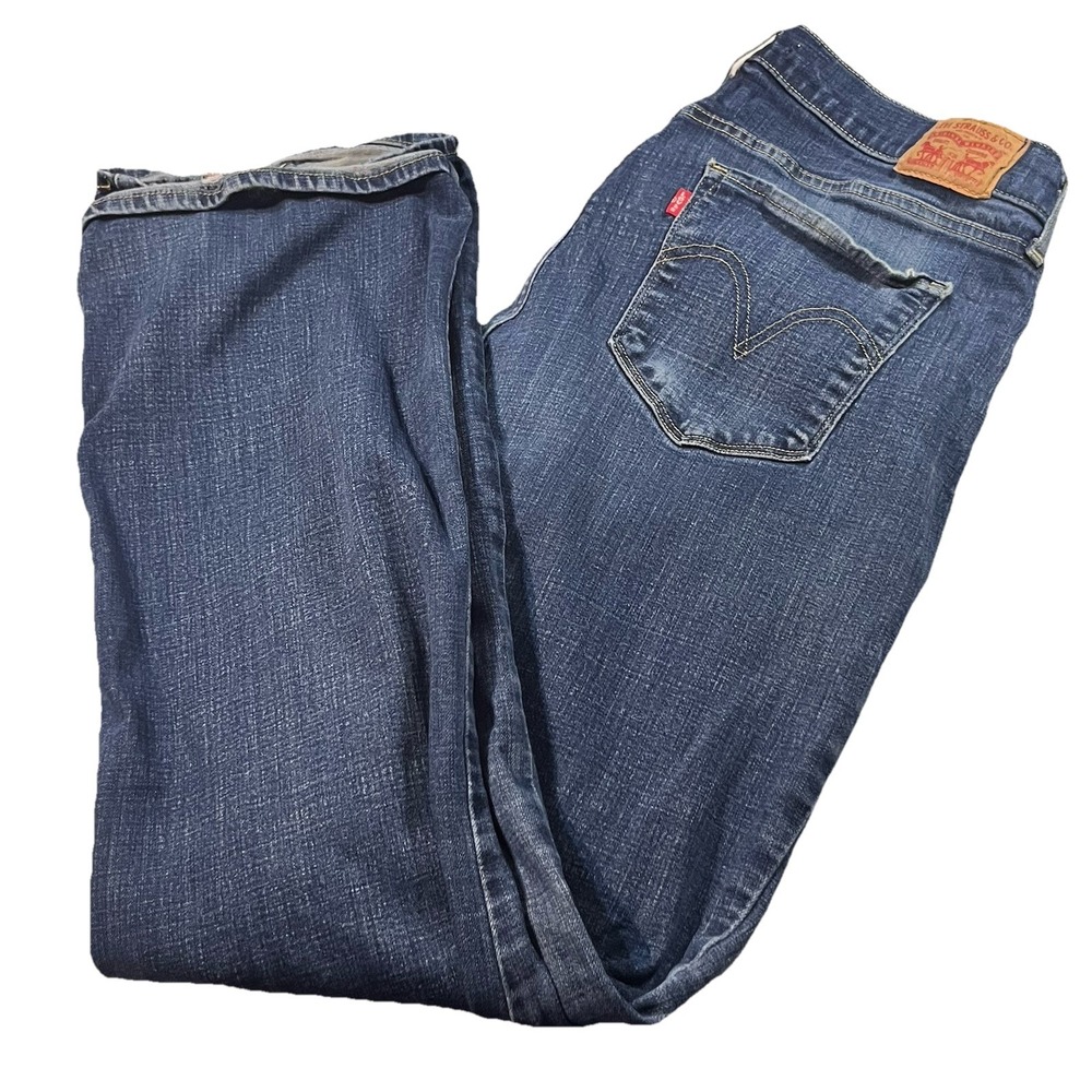 Levis Women's Classic Bootcut Size 16 33 X 32 Medium‎ Wash
